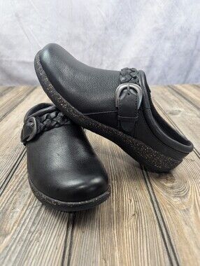 b.o.c. Born Concept Libby Black Leather Comfort Clogs Mules Size 7.5 / EU 38